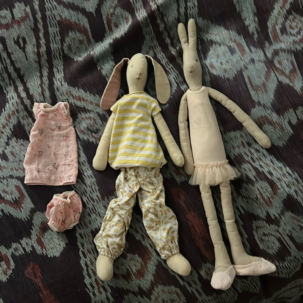 Maileg large bunnies